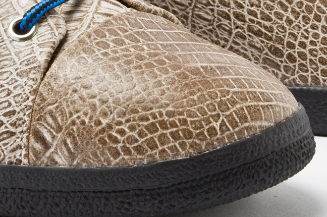 Adidas Azzi Mid Croc 4
