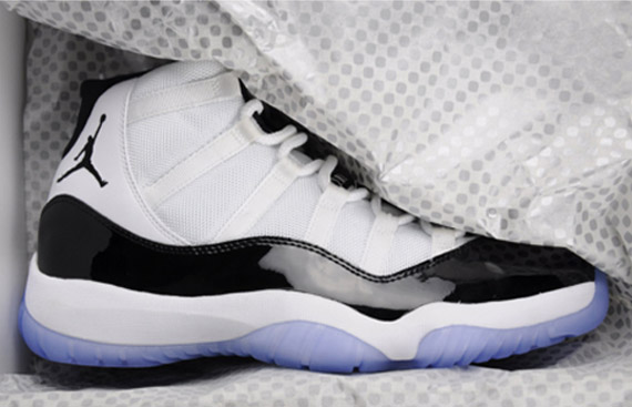 Air Jordan Xi Concord 2011 New Images 01