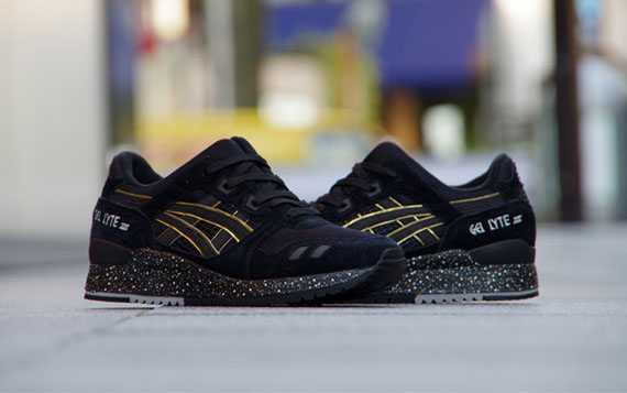 atmos x Asics Gel Lyte III - Black - Gold