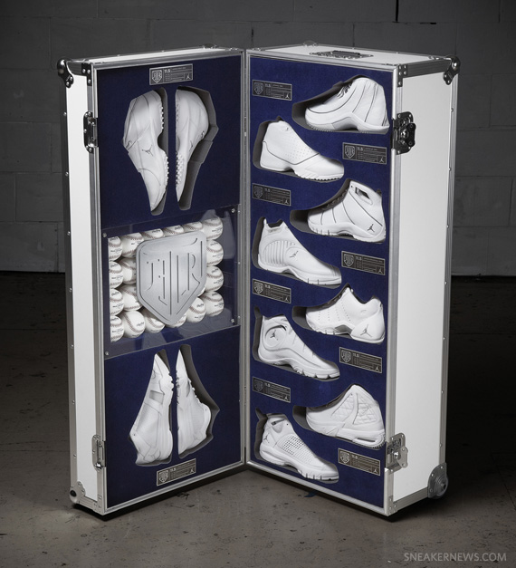 Derek Jeter Dj3k Signature Trunk 03