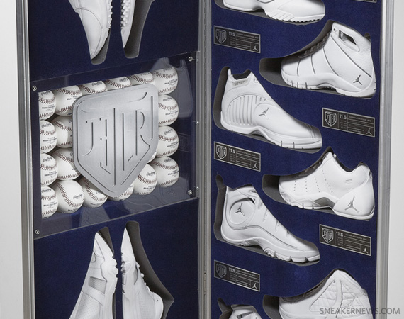 Jordan Brand x Derek Jeter DJ3K Trunk