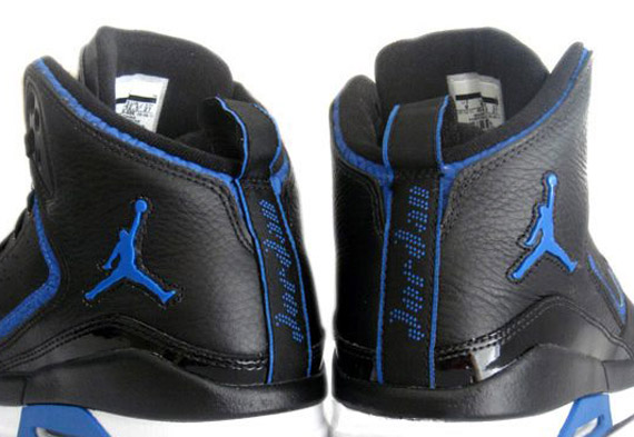 Jordan SC-2 – Black – Varsity Royal – White