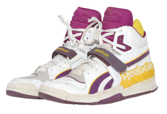 Lakers Game Worn Smrek 09