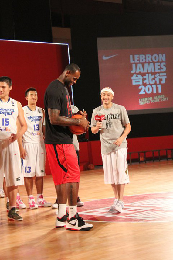 Lebron James Nike China Tour August 2011 14