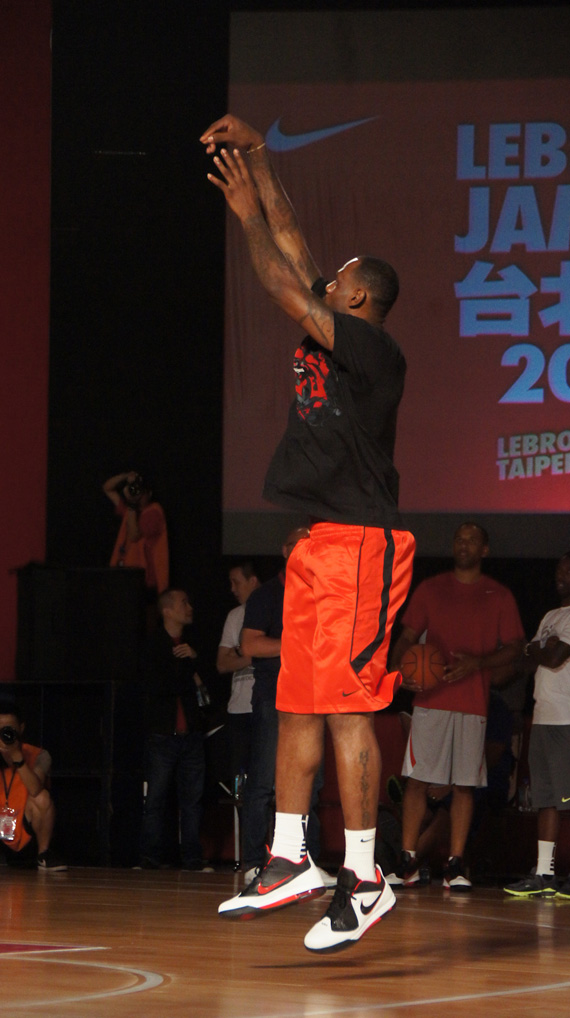 Lebron James Nike China Tour August 2011 21