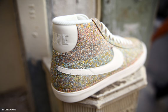 Liberty X Nike Wmns Blazer Mid Premium 4