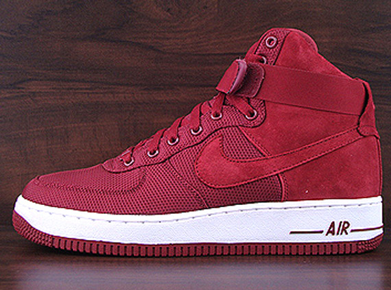 Nike Air Force 1 High Team Red Suede Canvas 03