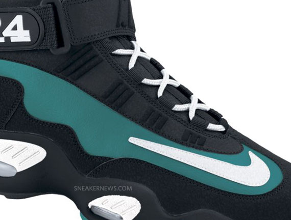 Nike Air Griffey Max 1 ‘Emerald’ Re-stock @ NikeStore