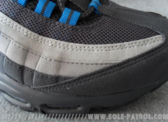 Nike Air Max 95 Dark Grey Light Grey Blue October 2011 05