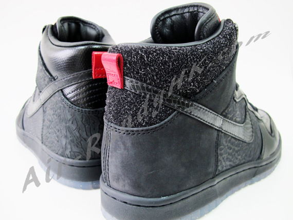 Nike Dunk High Mighty Crown Ar 09