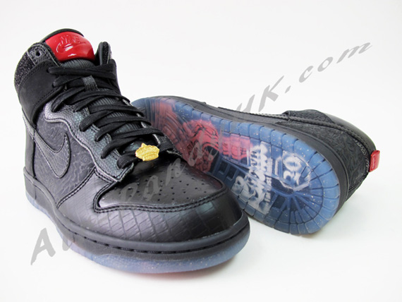 Nike Dunk High Mighty Crown Ar 13