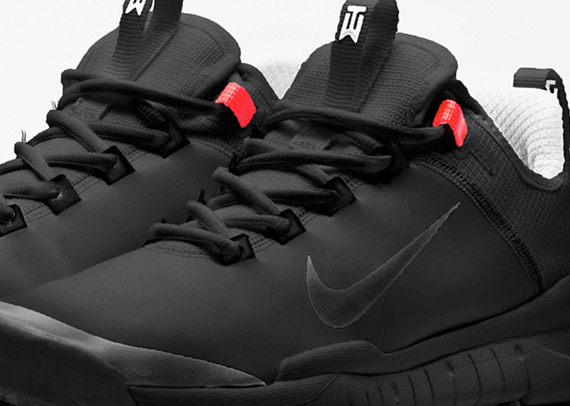 Tiger Woods x Nike Free Golf Shoe Prototype