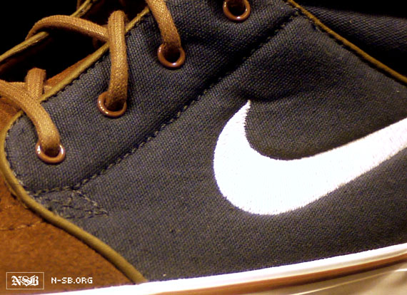 Nike Janoski Mid Navy Brown 03