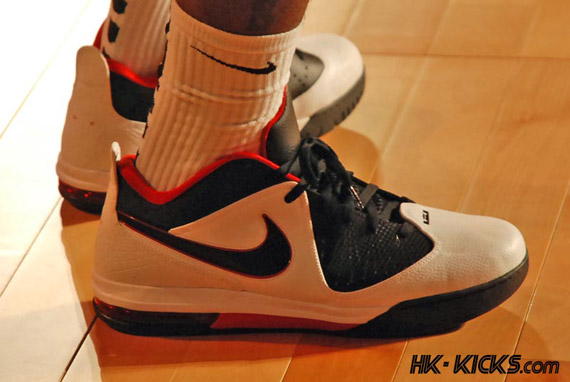 Nike Lebron Ambassador Iv Detailed Images 01