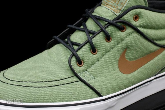 Nike SB Zoom Stefan Janoski Mid 'Oil Green' | Available