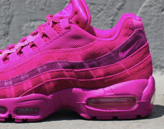 Nike WMNS Air Max 95 'Vivid Grape'