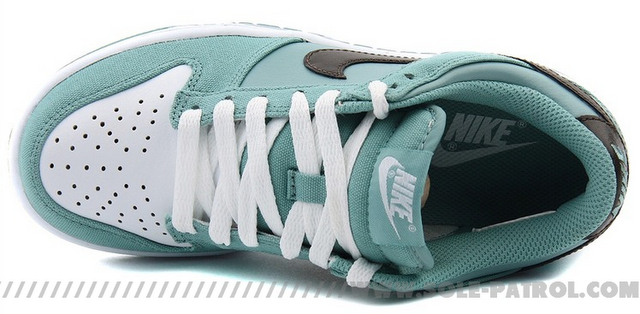 Nike Wmns Dunk Low Cannon White Black 5