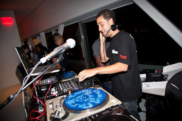 Suprapartynyc2011 4