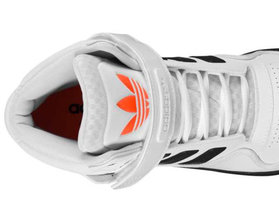 adidas Originals AR 2.0 - White - Black - Infra Red