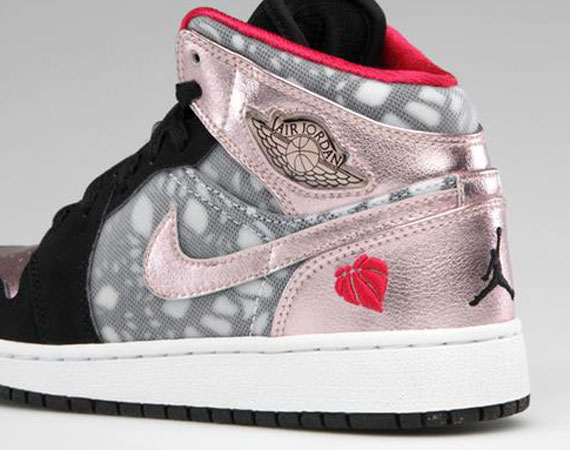 Jordan Brand Girls Holiday 2011 Footwear