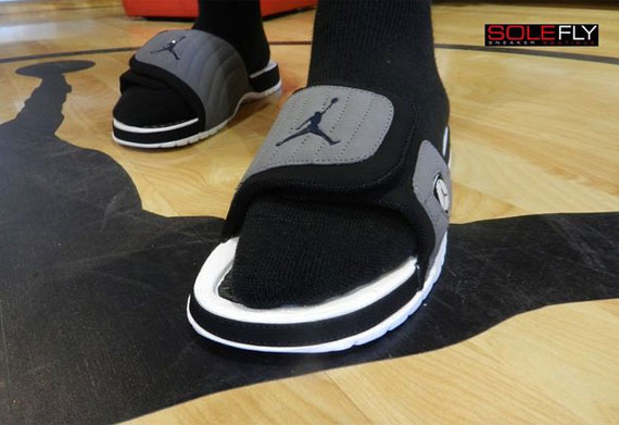 Jordan Xiv Graphite Slide 01