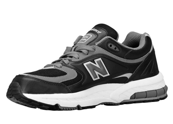 New Balance 2000 Black Grey Eastbay 01