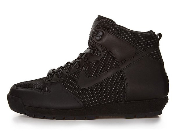 Nike Acg Lava Dunk Black Ct 06