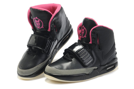 Nike Air Yeezy 2 Fakes 02