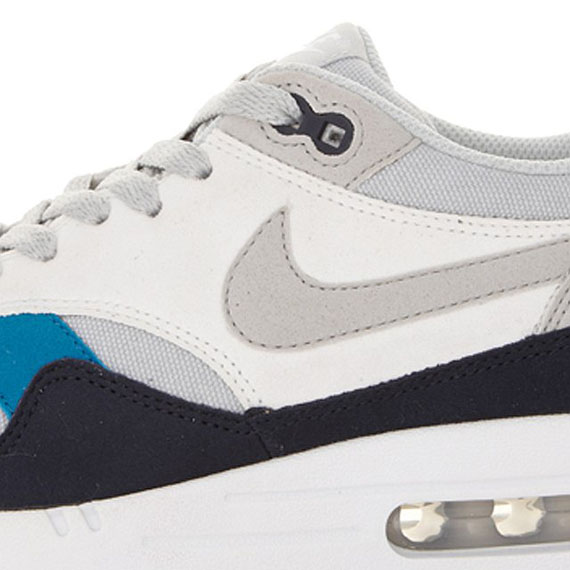 Nike Am1 Grey Obsidian Ct 01