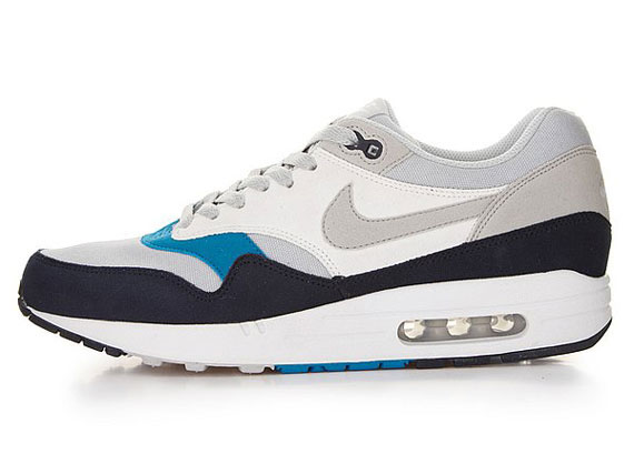 Nike Am1 Grey Obsidian Ct 05