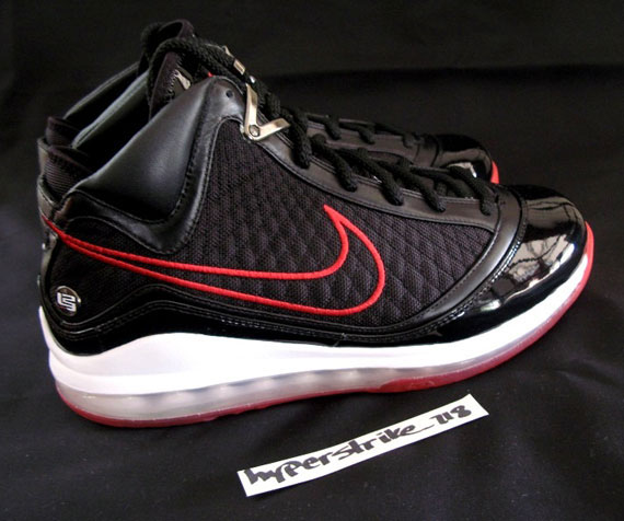 Nike Lebron Vii Heroes Bred E 08