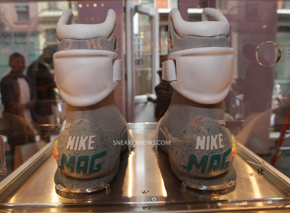 Nike Mag 2011 21 Mercer 09