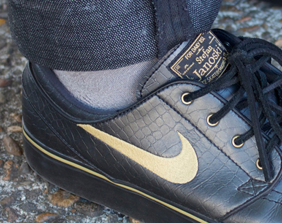 Nike Sb Zoom Janoski Black Croc Gold 04