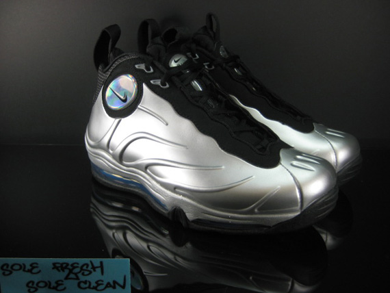 Nike Total Foamposite Max Silver Release Reminder 05