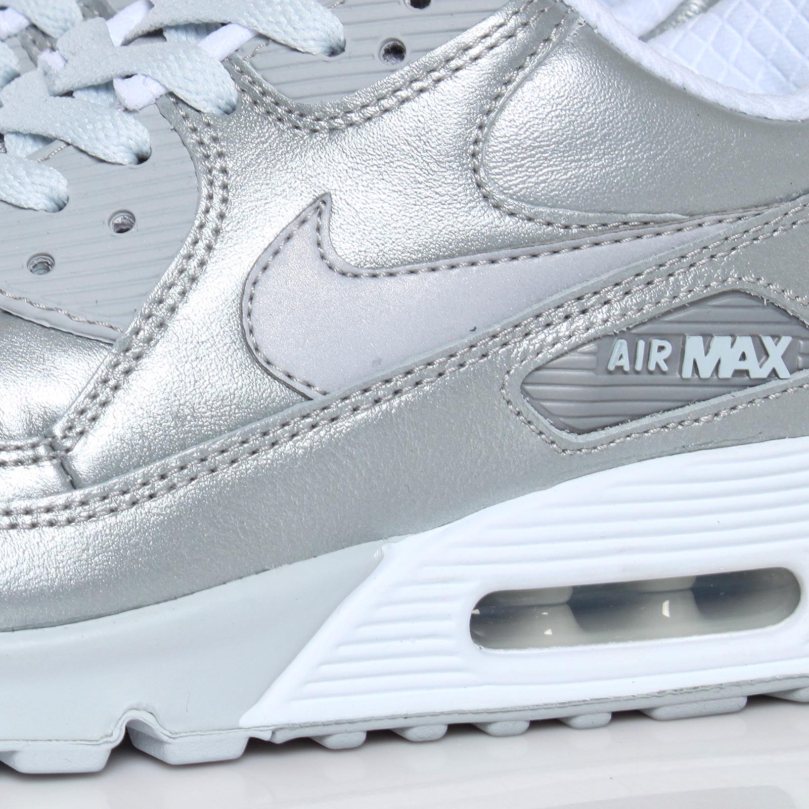 Nike Wmns Air Max 90 Metallic Silver 7