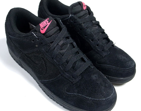 Nike Wmns Dunk Low Blk Pk 04