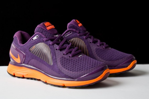 Nike WMNS LunarEclipse+ – Wine – Team Orange + Iguana – Sonic Yellow