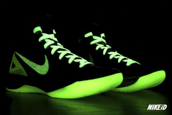 Nike Zoom Hyperdunk 2011 iD 'Glow in the Dark'