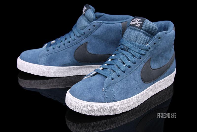 102611blueblazer2