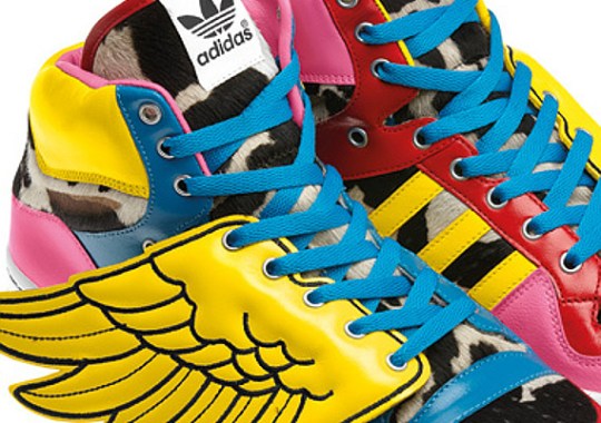 2NE1 x Jeremy Scott x adidas Originals JS Wings