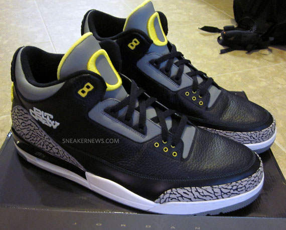 Air Jordan Iii Oregon Pit Crew Matt Knight Madness Raffle 2