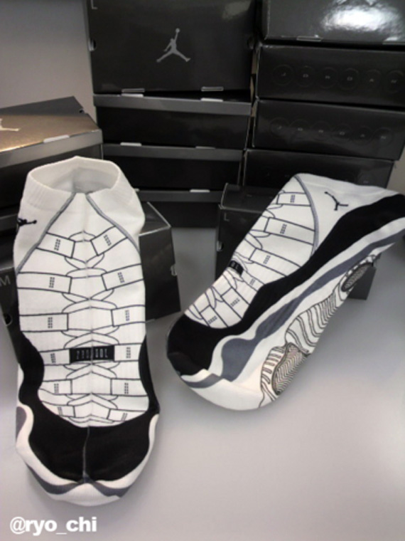 Air Jordan Xi Concord Socks 03