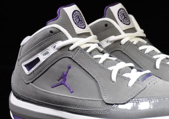 Jordan Team ISO II – Light Graphite – Club Purple – White