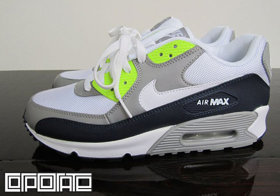 Nike Air Max 90 Obsidian White Volt 2