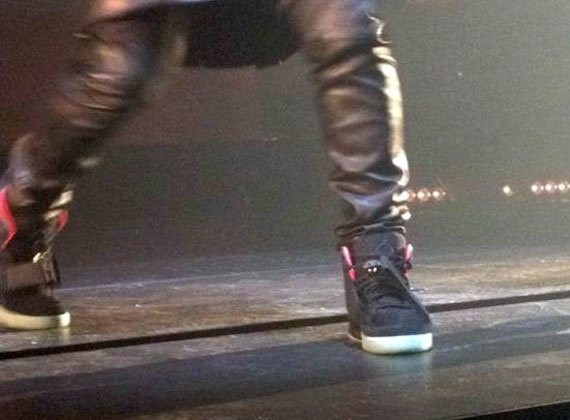 Nike Air Yeezy 2 Black Pink New Images 1