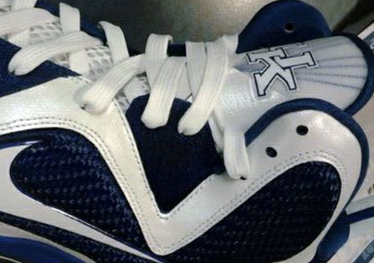 Nike LeBron 9 – Kentucky Wildcats ‘Home’ PE