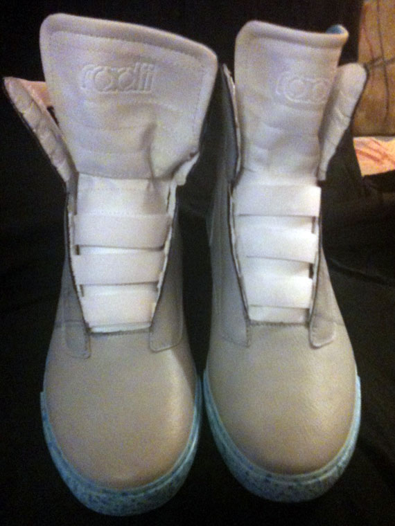 Nike Mag 2011 Customs Radii 04