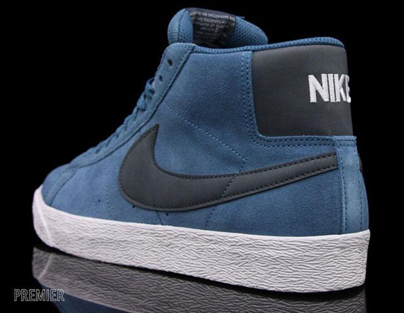 Nike Sb Blazer Blue Rift Available