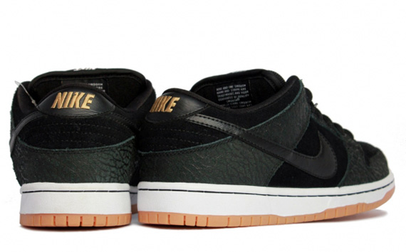 Nike Sb Dunk Entourage Gr New Images 04