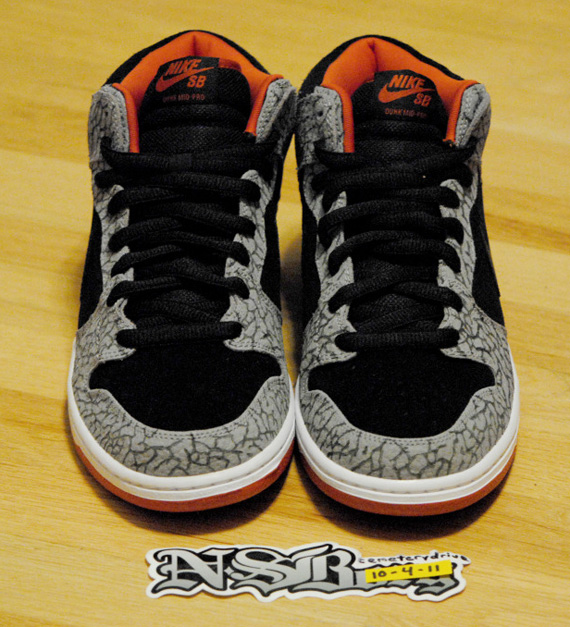 Nike Sb Dunk Mid Supreme Customs 10